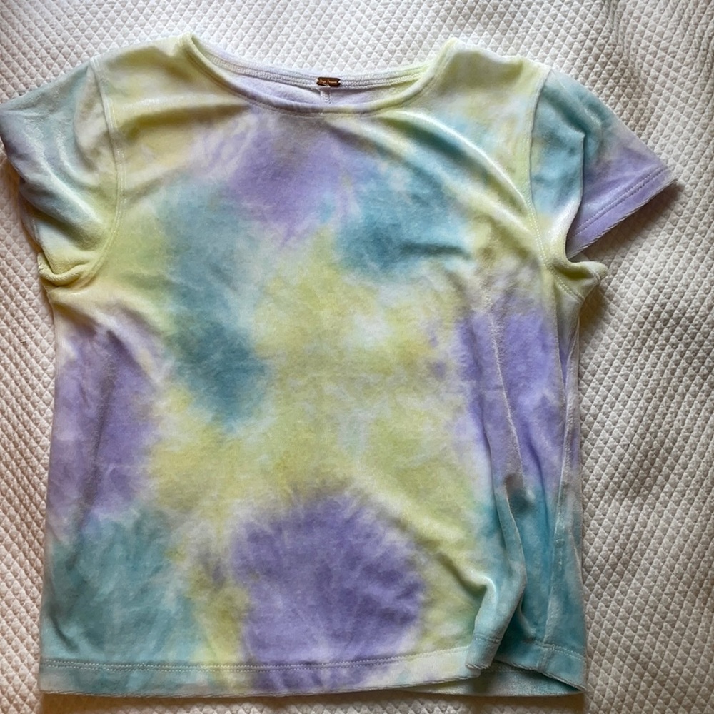 Tie dye, Free People top in great condition